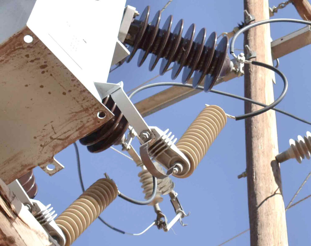 Pararrayos de distribución: Barreras para la energía eólica marina