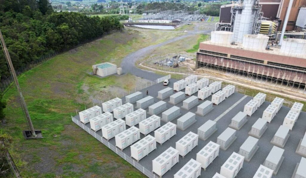 Instalación de almacenamiento de energía en baterías a escala de servicios públicos